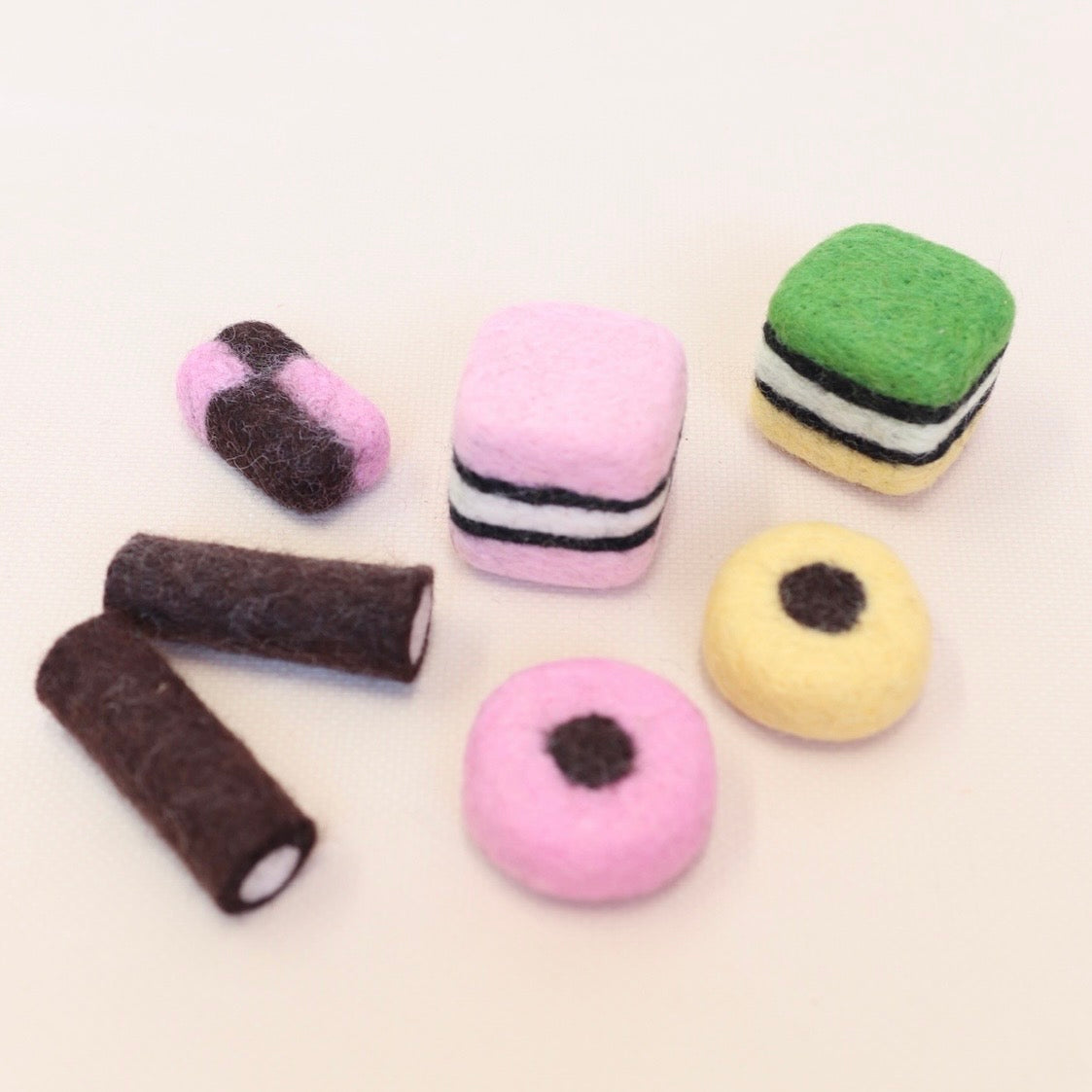 ON SALE Licorice all sorts - 7 pce set