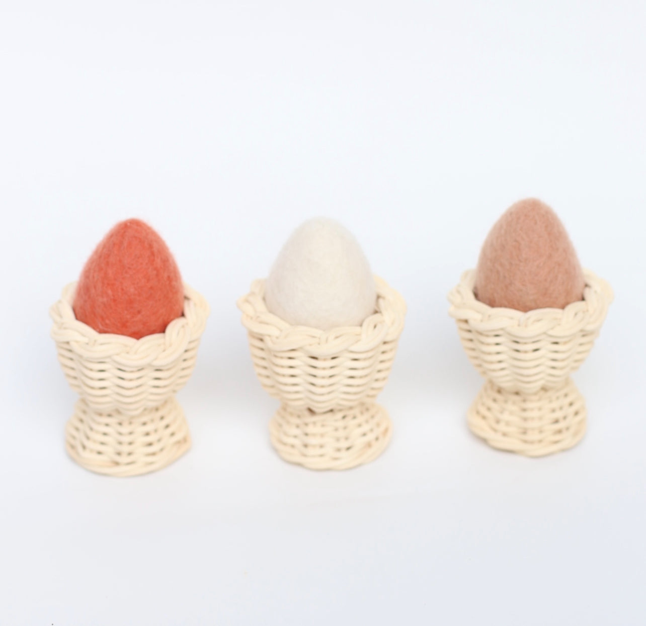 Taro egg cup + felt eggs - 6 pce