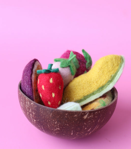 Fruit in coconut bowl - 8 pce set