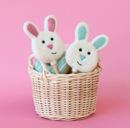 All ears'Easter bunny lollipops - 3 styles