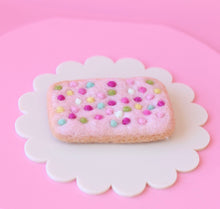 Load image into Gallery viewer, Sprinkles Biscuit - set or single