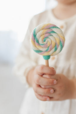 Pastel Easter lollipop