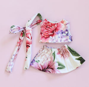 Juni Moon wardrobe - Mini doll threads