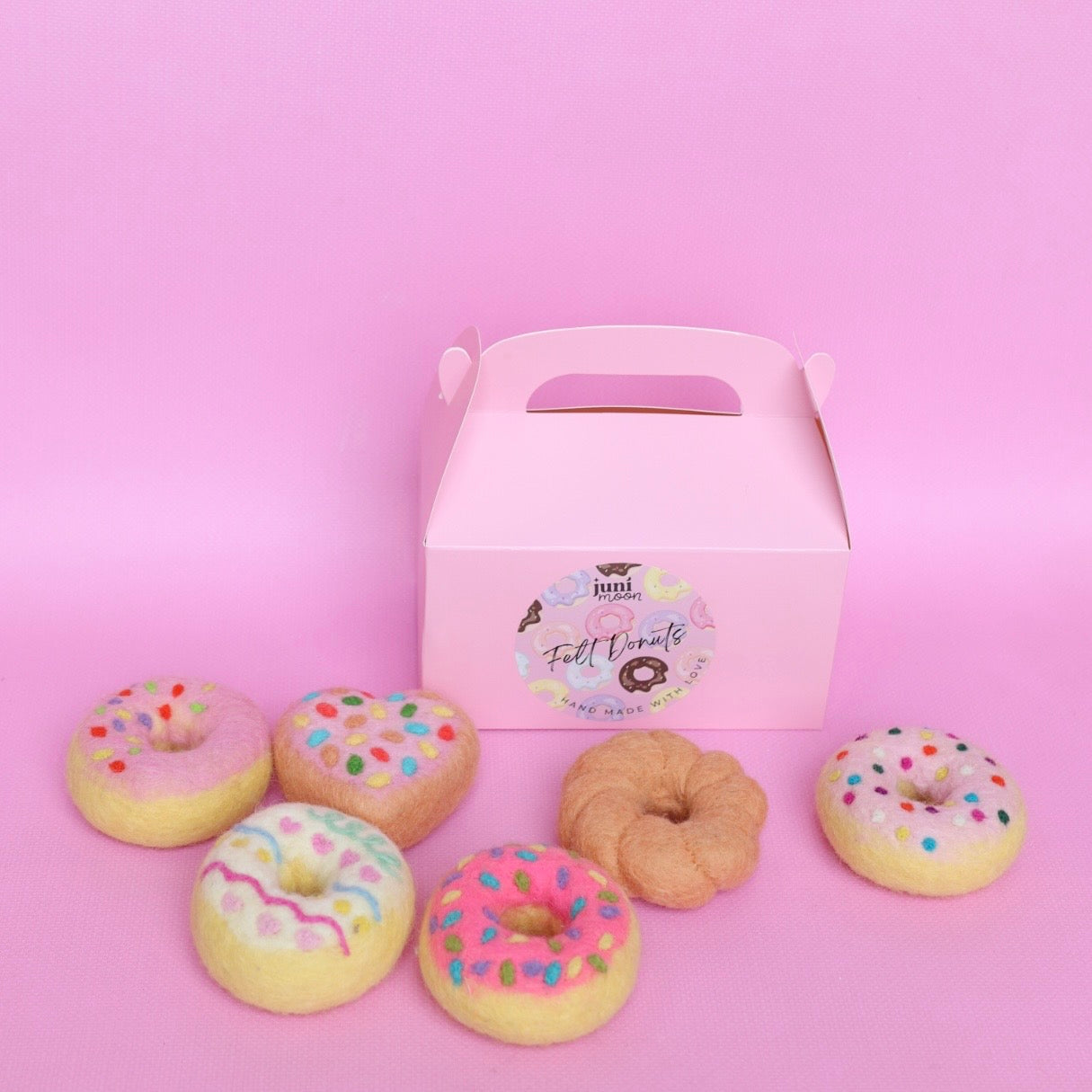Pretty pinks Donut set - 6 pce