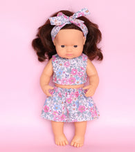 Load image into Gallery viewer, Juni Moon wardrobe - Mini doll threads