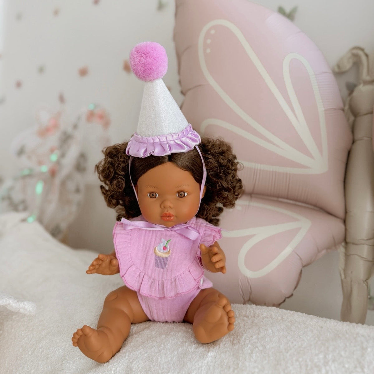 Lilac Birthday Cupcake Bib & Diaper Doll Set - Fits 34-38cm Minikane Gordis, Mini Colettos, Llorens dolls party set