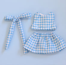 Load image into Gallery viewer, Juni Moon wardrobe - Mini doll threads