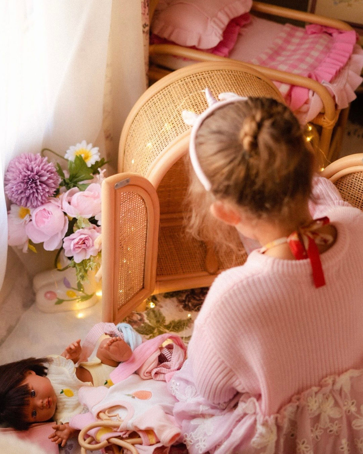 Heartstrings dolls wardrobe - plus 3 heart hangers