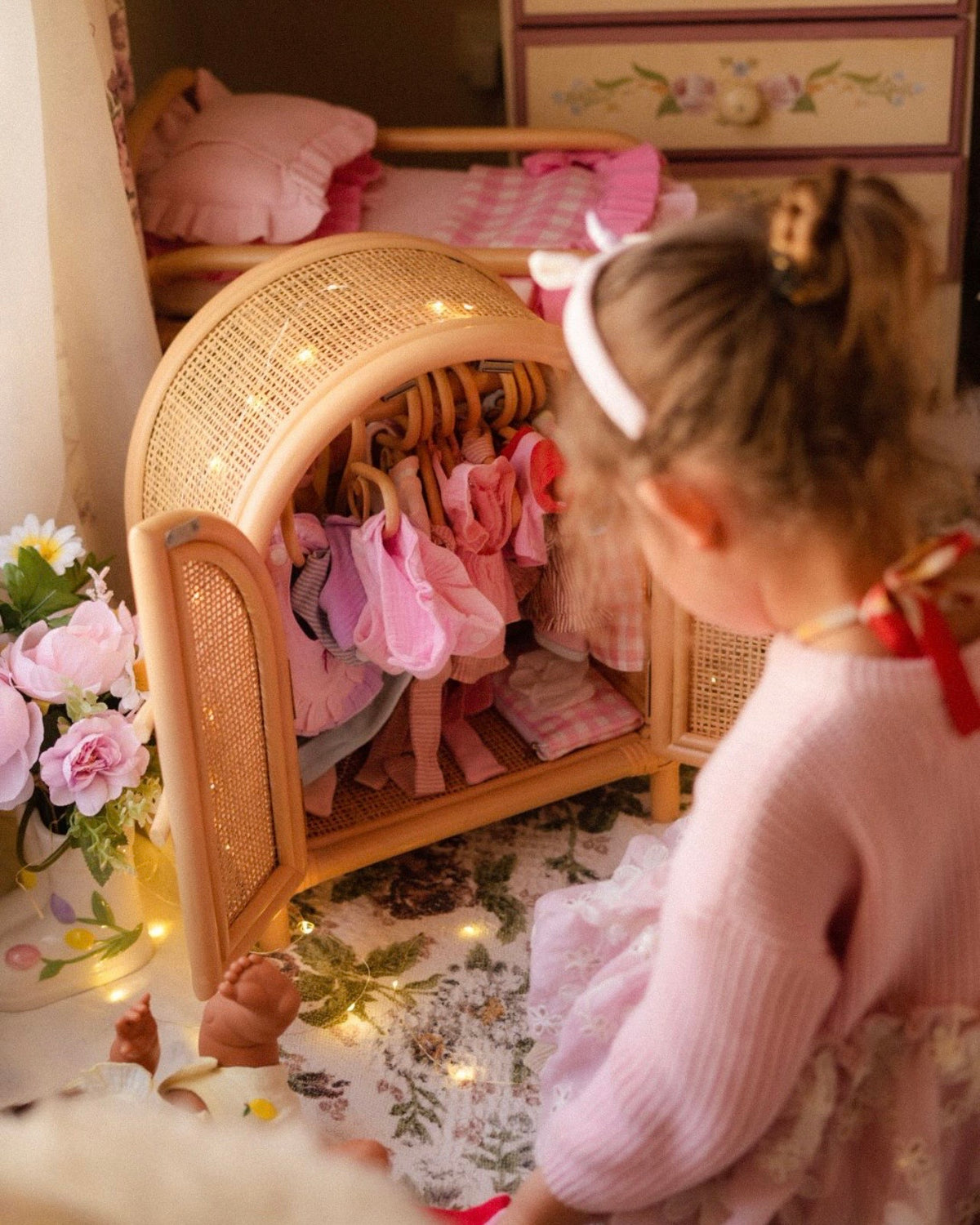 Heartstrings dolls wardrobe - plus 3 heart hangers