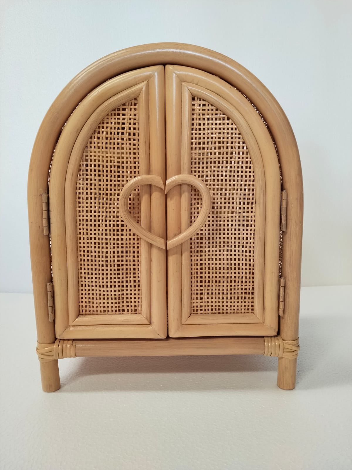 Heartstrings dolls wardrobe - plus 3 heart hangers