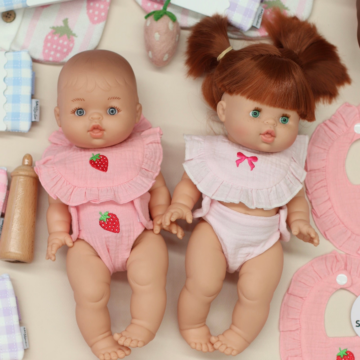 Dolls Blushing pink bow bib and Diaper duo - Fits 34-38cm Minikane Gordis, Mini Colettos, Llorens dolls