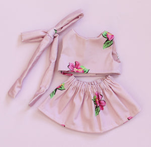 Juni Moon wardrobe - Mini doll threads