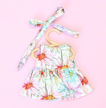 Load image into Gallery viewer, Juni Moon wardrobe - Mini doll threads