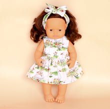 Load image into Gallery viewer, Juni Moon wardrobe - Mini doll threads