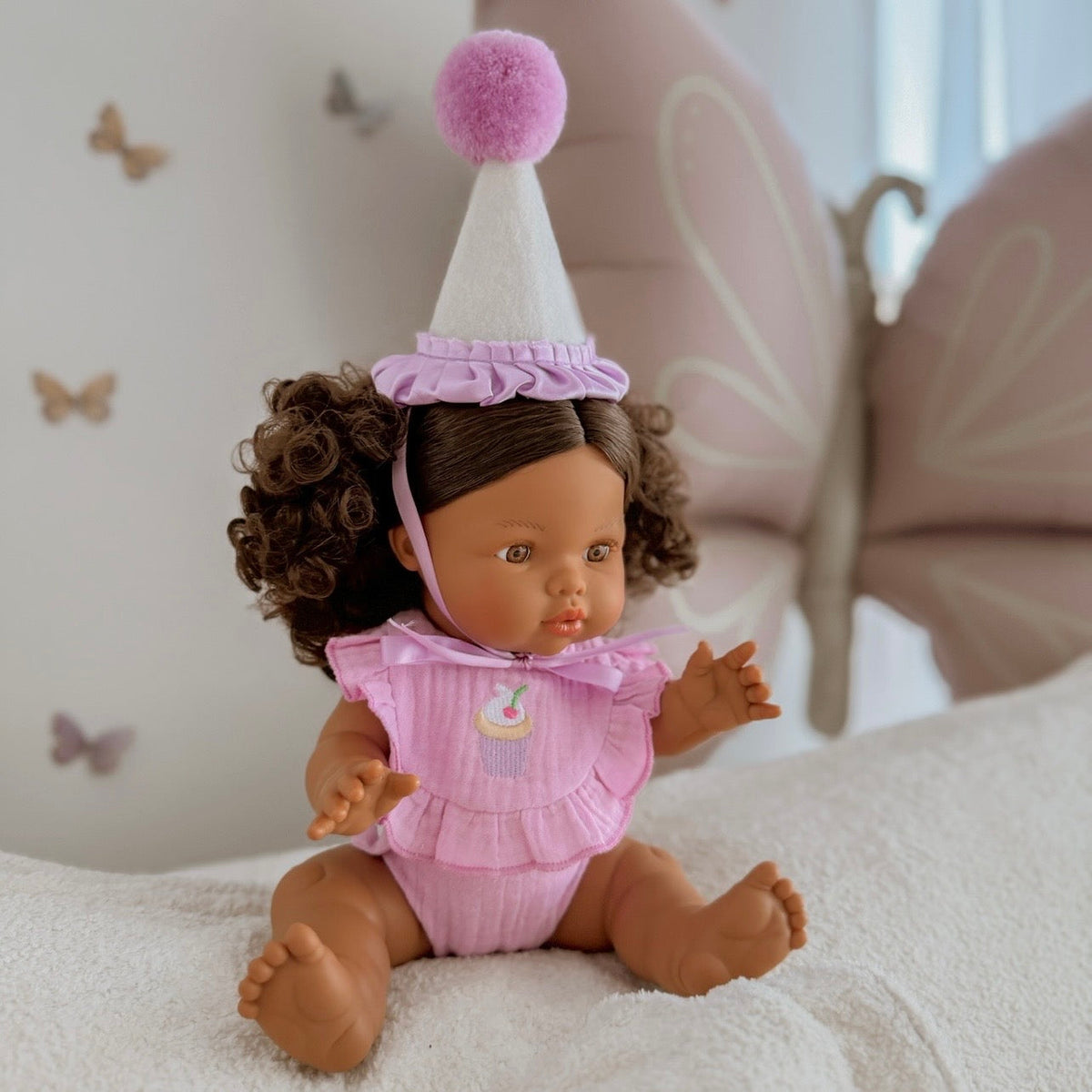 Lilac Birthday Cupcake Bib & Diaper Doll Set - Fits 34-38cm Minikane Gordis, Mini Colettos, Llorens dolls party set