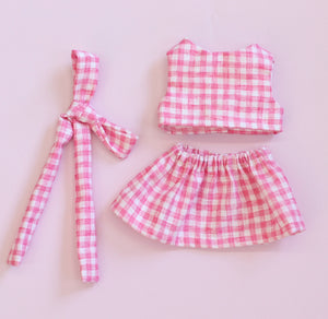 Juni Moon wardrobe - Mini doll threads
