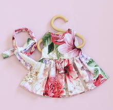 Load image into Gallery viewer, Juni Moon wardrobe - Mini doll threads