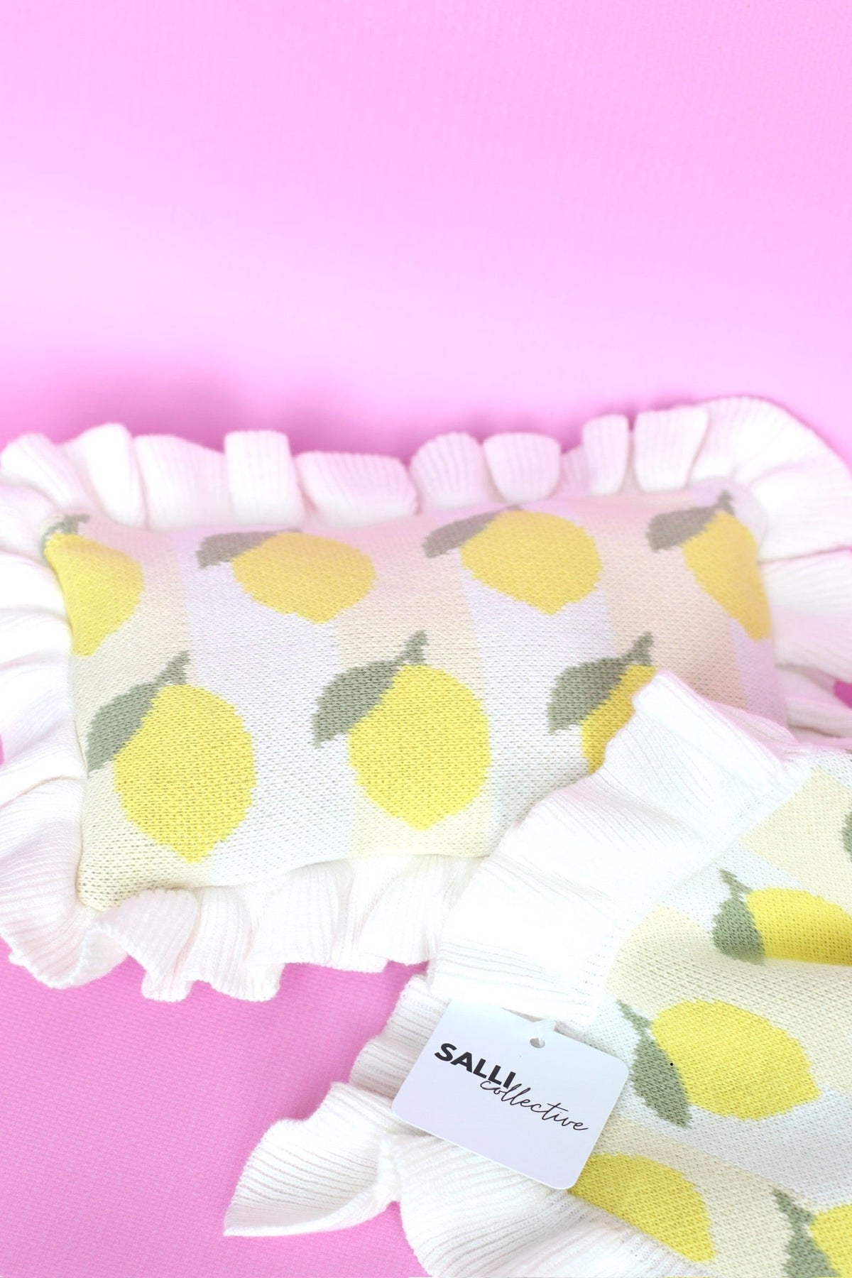 Freshly squeezed frilled doll Blanket + Pillow set