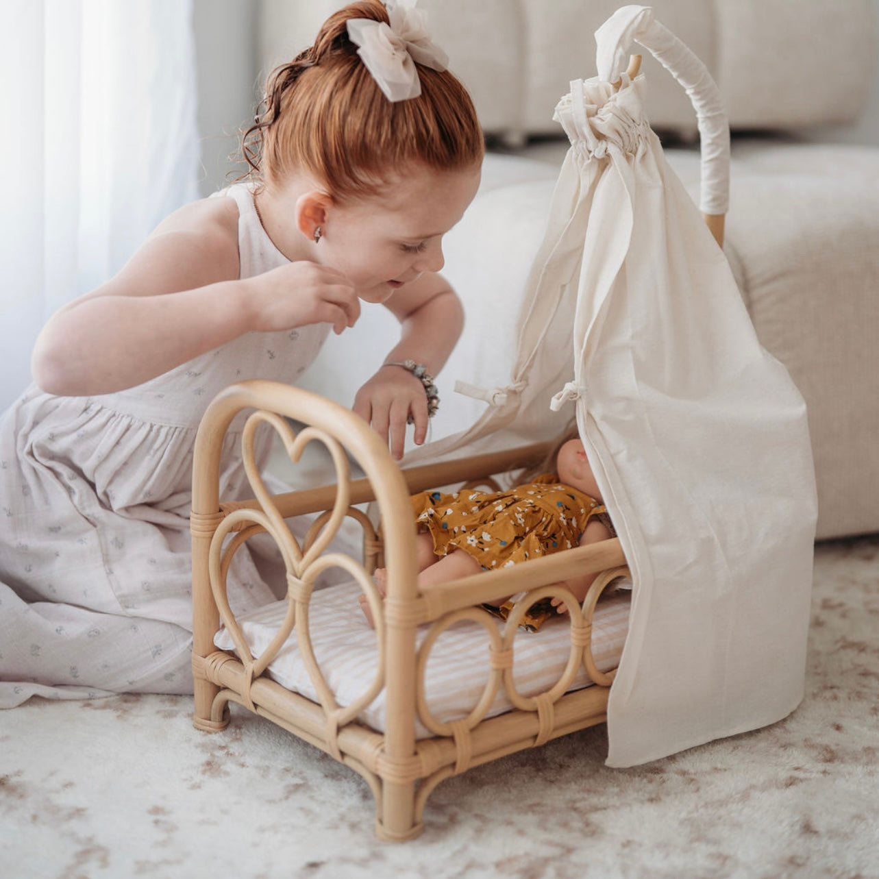 Heartstrings dolls canopy cot with mattress and canopy
