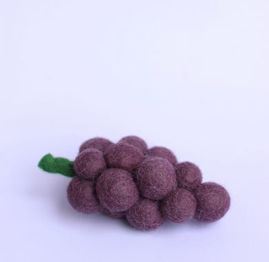 Papoose Felt Purple grapes - 1 bunch