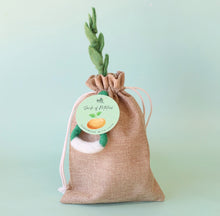 Load image into Gallery viewer, Sack of potatoes 🥔 + peeler - 7 pce set