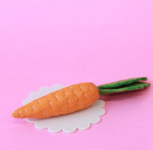 Load image into Gallery viewer, Easter Large carrots