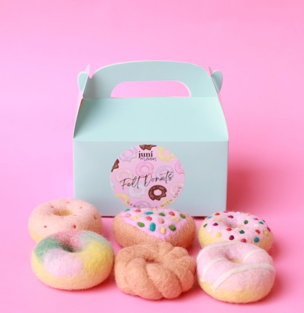Pretty pinks Donut set - 6 pce