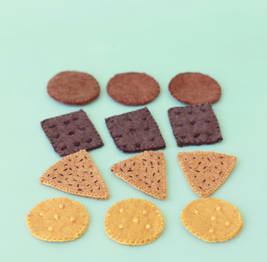 ON SALE Papoose Cracker set - 12 pce