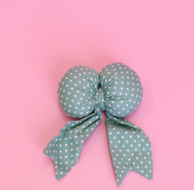 Load image into Gallery viewer, FREE bow (with each basket purchase)
