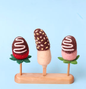 Wooden stand for fruit pops and lollipops