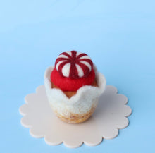 Load image into Gallery viewer, Merry Christmas muffins - muffins and trays