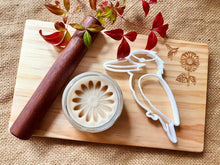 Load image into Gallery viewer, Kookaburra Bio Cutter