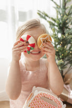 Load image into Gallery viewer, Festive Donut set - 6 pce