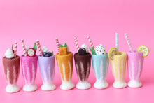 Load image into Gallery viewer, Shake it up &#39;Classic Milkshakes and smoothies - 8 flavours