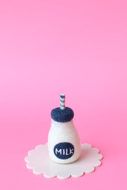 Dolly Drinks and milks