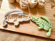 Load image into Gallery viewer, Crocodile Bio play dough cutter