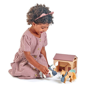 ON SALE The Horse stables set