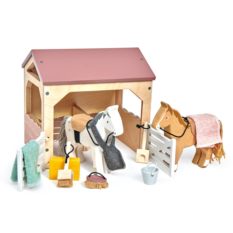 ON SALE The Horse stables set