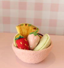 Load image into Gallery viewer, Felt fruit + felt bowl- 7 pce set