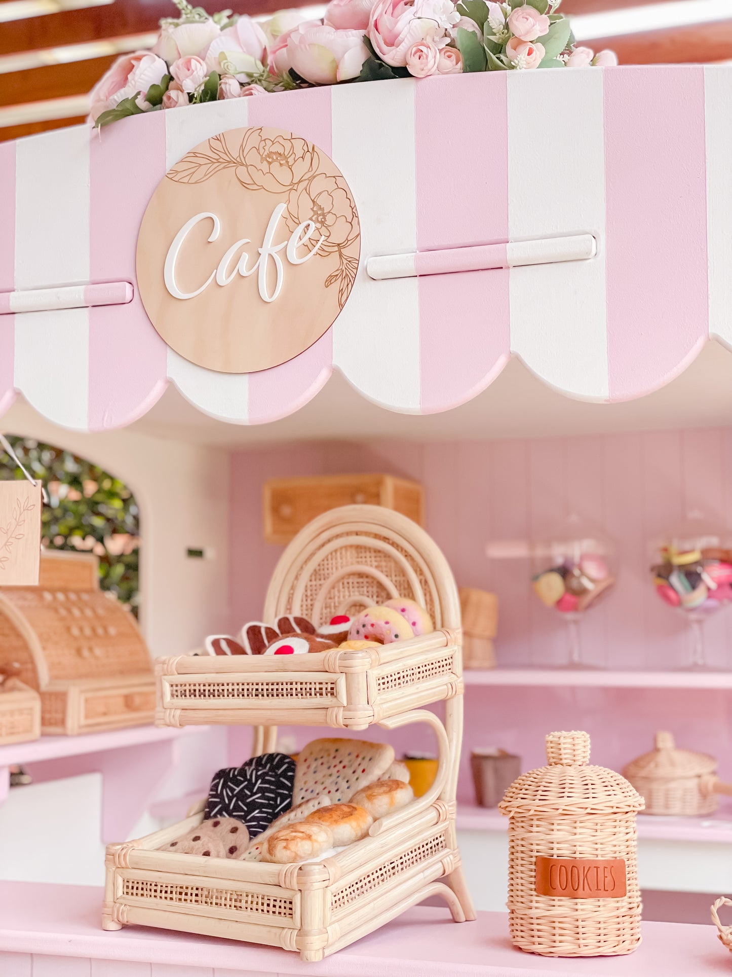 PRE ORDER Rainbow Cake market stand cafe play!