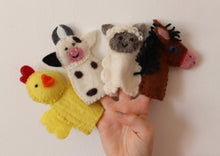 Load image into Gallery viewer, FINGER PUPPETS - Farm yard animals