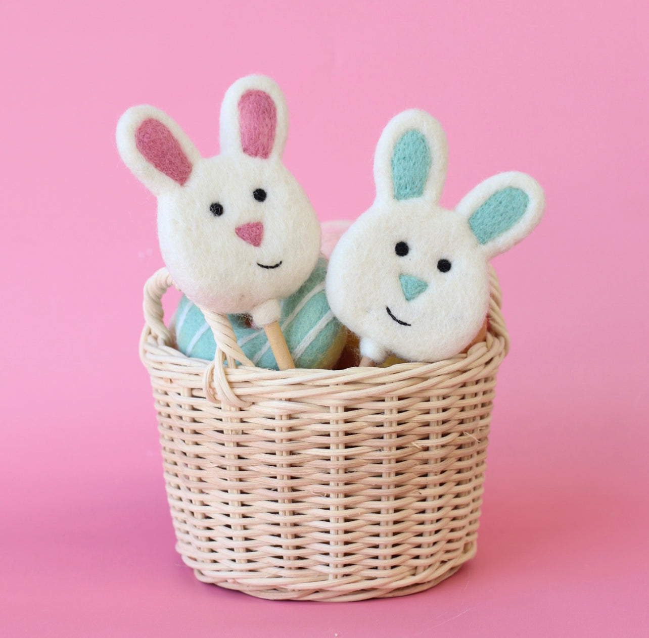 All ears'Easter bunny lollipops - 3 styles