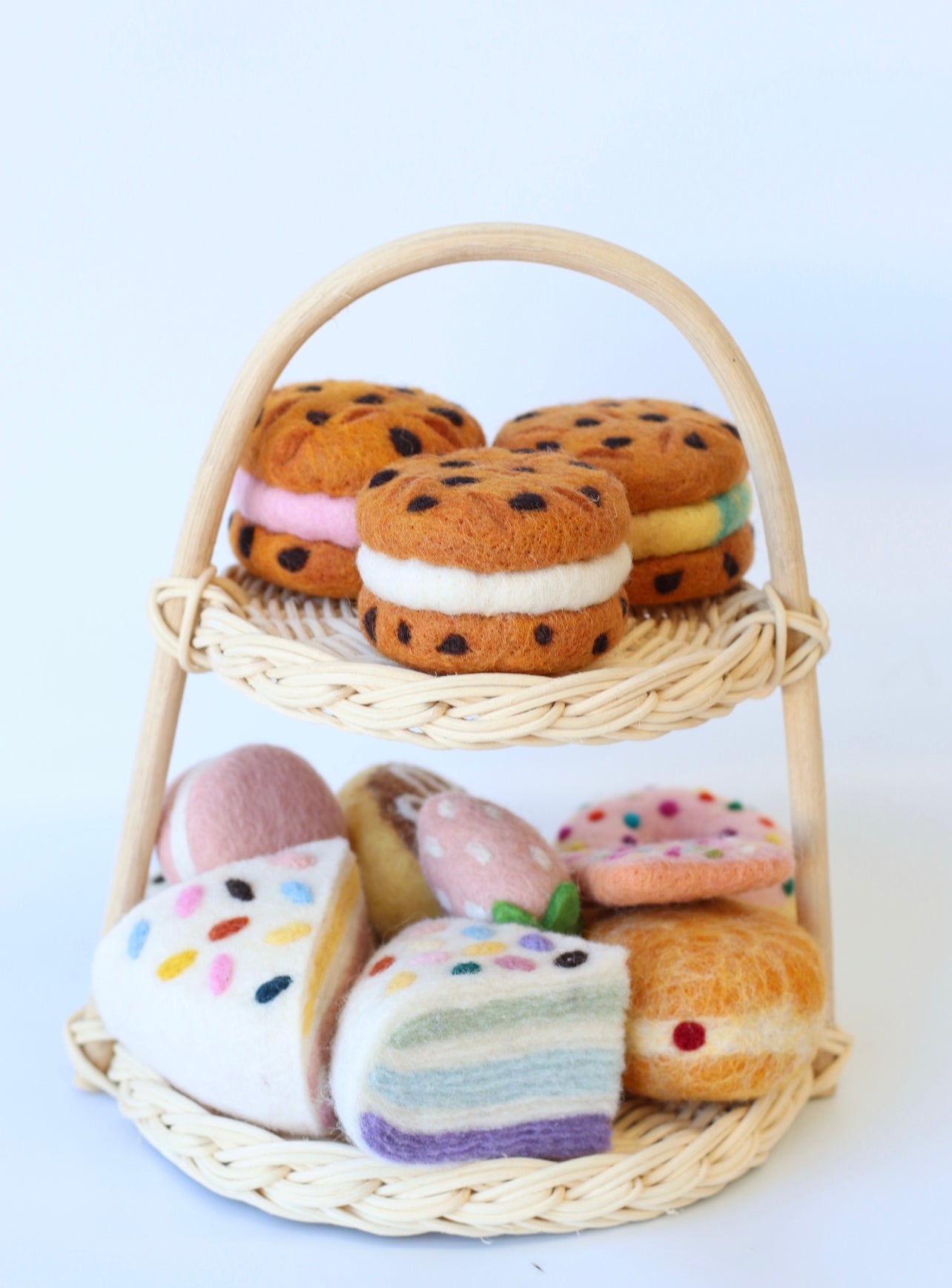 SECONDS Siena arched rattan cake stand