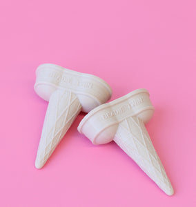 ON SALE Double scoop play dough cone - 1 pce
