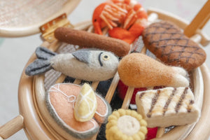 Rattan kids BBQ + tongs + hot coals ( Australia only)