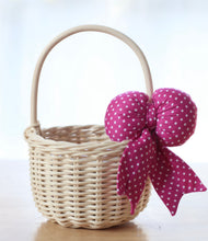 Load image into Gallery viewer, Small Millie basket - 7 bow colour choices