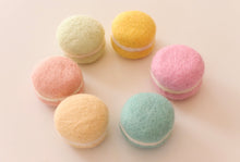 Load image into Gallery viewer, Pastel Macarons - 6 pce