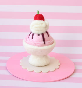 Juni Moon Sundaes - 10 styles