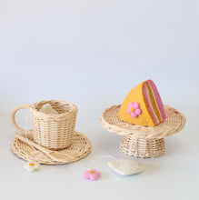 Load image into Gallery viewer, ON SALE Flower Power cake slice set - 2 slice set