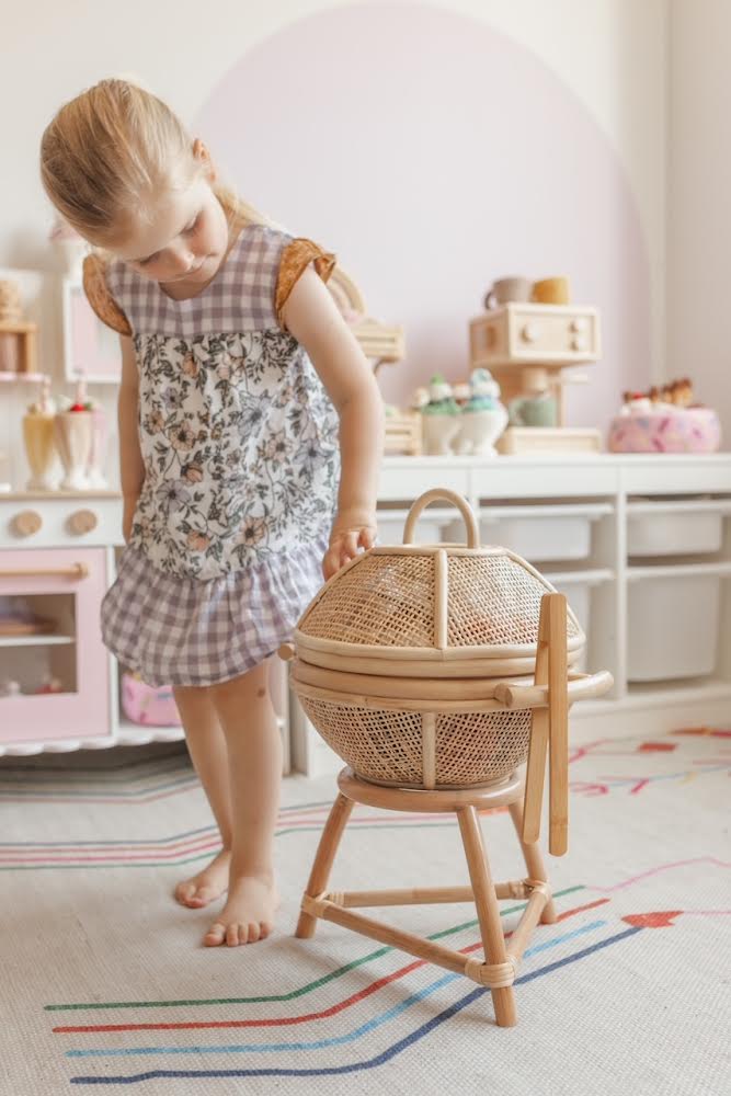 PRE ORDER MARCH Rattan kids BBQ + tongs + hot coals ( Australia only)